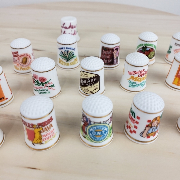 Vintage 1980 FP Fine Porcelain Collectible Thimbles Store Advertisement Set 20 - Picture 5 of 12